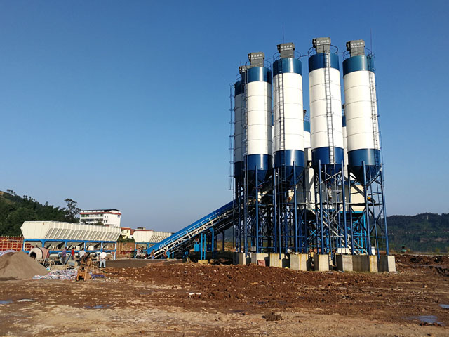 HZS120路橋(qiáo)混凝土攪拌站