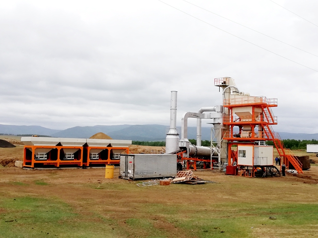 瀝青攪拌站用(yòng)途及組成