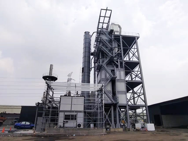 宏健系列LB3000瀝(li)青混凝土攪拌站(zhàn)配套LRZ120型瀝青廠拌(bàn)熱再生設備